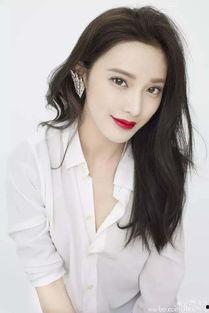 彭小苒娱乐爆料,揭秘明星幕后故事与真实生活 第1张 彭小苒娱乐爆料,揭秘明星幕后故事与真实生活 第1张